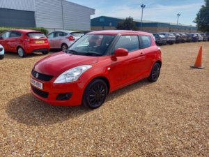 2015 Suzuki Swift 1.2 Sz2 Euro 5 3dr in Red — image 3