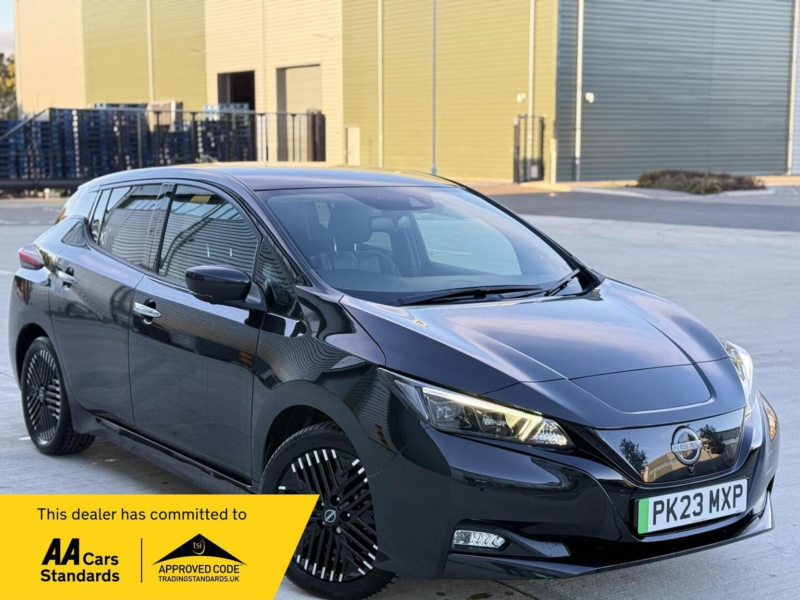 2023 Nissan Leaf 39kwh Tekna Auto 5dr in Black — image 1