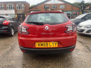 2009 Renault Megane 1.5 Dci Expression Sport Tourer Euro 4 5dr in Red — image 6