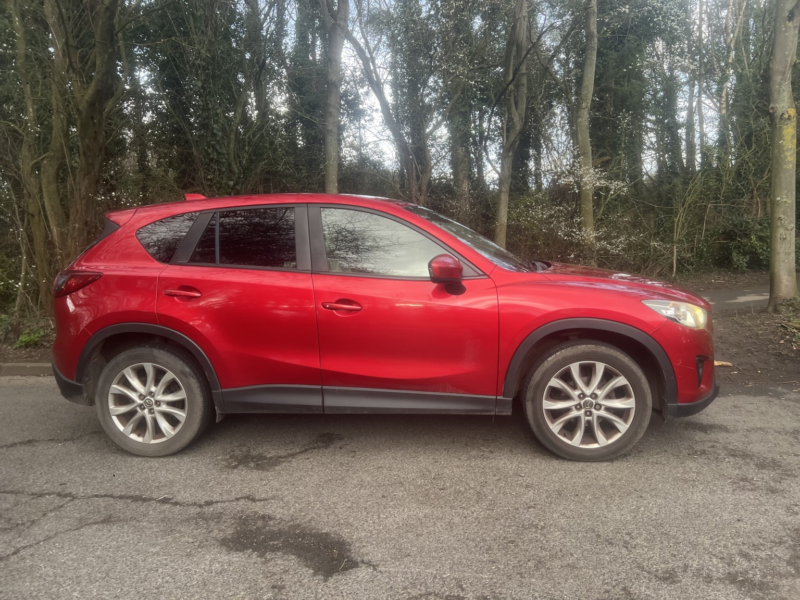 2014 Mazda Cx-5 2.2 Skyactiv-D Sport in Red — image 1