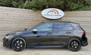 2024 Volkswagen Golf 2.0 Tsi R in Black — image 2