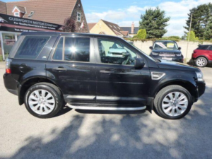2013 Land Rover Freelander 2 2.2 Td4 S Commandshift 4WD Euro 5 5dr in Black — image 3