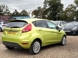 2009 Ford Fiesta 1.4 Titanium 5dr in Green — image 3