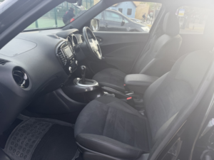 2018 Nissan Juke 1.6 N-Connecta in Black — image 6
