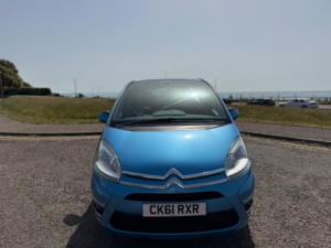 2012 Citroen C4 Picasso 1.6 Hdi Vtr+ in Blue — image 2