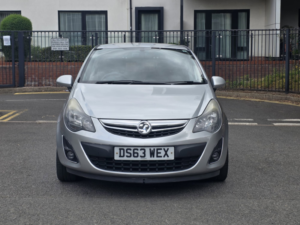 2013 Vauxhall Corsa 1.2 16v Sxi Hatchback 5dr Petrol Manual Euro 5 (a/c) (85 Ps) in Silver — image 2
