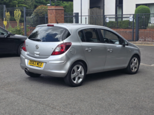 2013 Vauxhall Corsa 1.2 16v Sxi Hatchback 5dr Petrol Manual Euro 5 (a/c) (85 Ps) in Silver — image 6