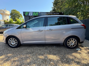2011 Ford Grand C-Max 1.6 Tdci Titanium Euro 5 5dr in Silver — image 2