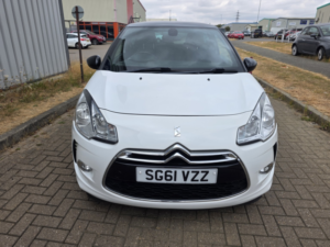 2011 Citroen Ds3 1.6 E-Hdi Airdream Dstyle Plus in White — image 3