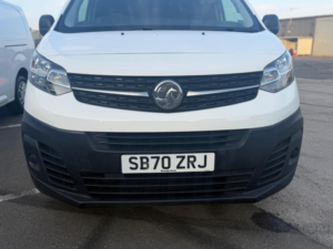 2021 Vauxhall Vivaro 1.5 Turbo D 2900 Dynamic in White — image 2