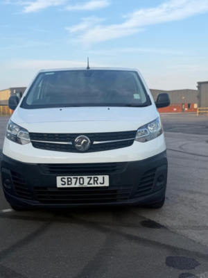 2021 Vauxhall Vivaro 1.5 Turbo D 2900 Dynamic in White — image 3