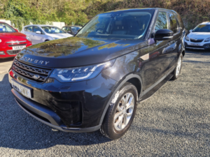 2017 Land Rover Discovery 2.0 Sd4 Se in Black — image 3