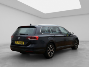 2020 Volkswagen Passat 2.0 Tdi Evo Sel Estate 5dr Diesel DSG Euro 6 (s/s) (150 Ps) in Black — image 5