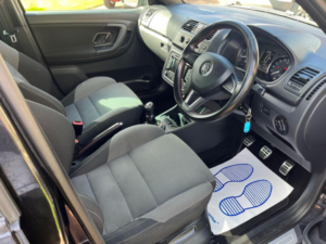 2014 Skoda Fabia 1.2 Tsi Black Edition Euro 5 5dr in Black — image 5