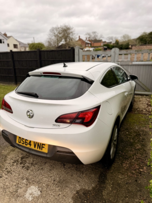 2014 Vauxhall Astra Gtc 1.4 T Sri in White — image 3