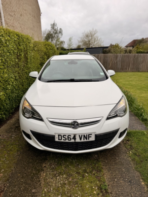 2014 Vauxhall Astra Gtc 1.4 T Sri in White — image 5