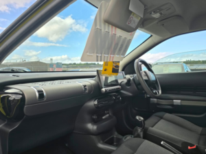 2015 Citroen C4 Cactus 1.2 Puretech Feel Hatchback 5dr Petrol Manual Euro 5 (euro 5) (82 Ps) in Yellow — image 6