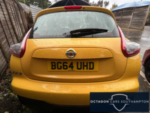 2014 Nissan Juke 1.6 Visia SUV 5dr Petrol Manual Euro 5 (94 Ps) in Yellow — image 5