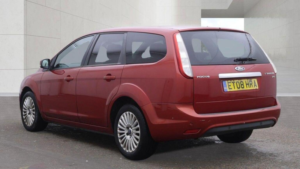 2008 Ford Focus 2.0 Titanium 5dr in Red — image 3