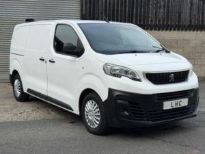 2017 Peugeot Expert 2.0 Bluehdi 1400 Professional Standard Panel Van Mwb Euro 6 (s/s) 6dr in White — image 2