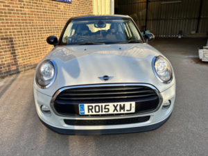 2015 MINI Hatch 1.5 Cooper D Euro 6 (s/s) 5dr in Silver — image 2