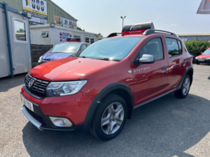 2017 Dacia Sandero Stepway 1.5 Dci Laureate Euro 6 (s/s) 5dr in Red — image 3