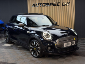 2020 MINI Electric Hatch Cooper Se 32.6kwh Level 3 Hatchback 3dr Electric Auto (184 Ps) in Black — image 2