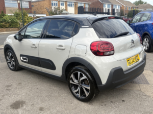 2022 Citroen C3 1.2 C3 Shine Pluspuretech 83 S&s Manual in Beige — image 5