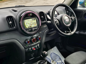 2018 MINI Countryman 1.5 Cooper SUV 5dr Petrol Manual All4 Euro 6 (s/s) (136 Ps) in Blue — image 2
