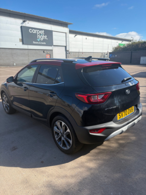 2020 Kia Stonic 1.0 T-Gdi 4 SUV 5dr Petrol Manual Euro 6 (s/s) (118 Bhp) in Black — image 3