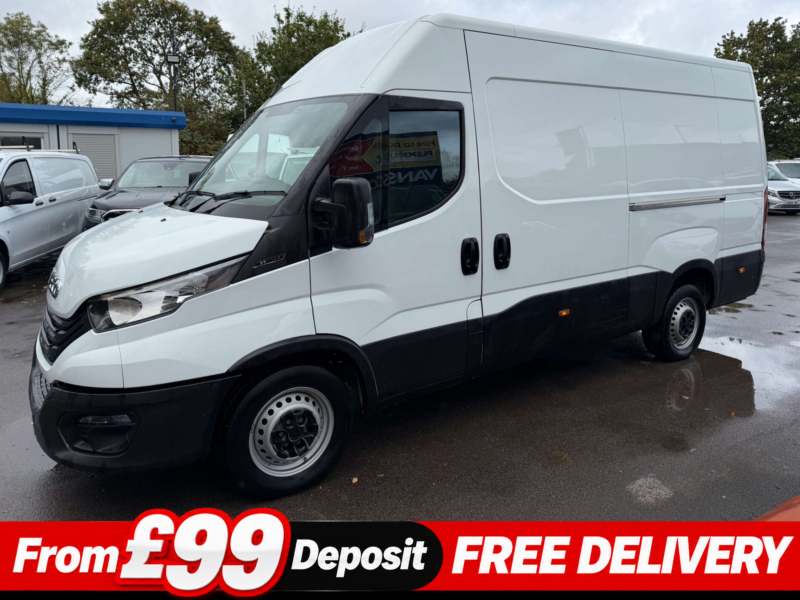 2024 Iveco Daily 2.3d Hpi 14v 35s 3520 Panel Van 5dr Diesel Manual Mwb H2 Euro 6 (s/s) (136 Ps) in White — image 1