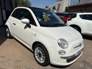 2012 Fiat 500c 1.2 Lounge Euro 5 2dr in White — image 2