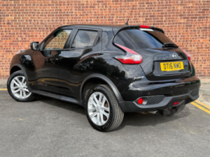 2016 Nissan Juke 1.2 Dig-T Acenta Euro 5 (s/s) 5dr Euro 5 in Black — image 4