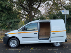 2016 Volkswagen Caddy 2.0 Tdi C20 Bluemotion Tech Startline in White — image 5