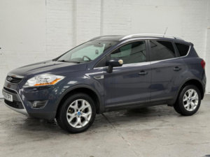 2011 Ford Kuga 2.0 Tdci Zetec 2WD Euro 5 5dr in Blue — image 3