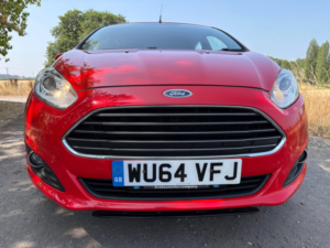2014 Ford Fiesta 1.25 Zetec Euro 5 5dr in Red — image 5