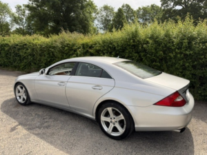 2008 Mercedes-Benz Cls 3.0 Cls320 Cdi in Silver — image 6