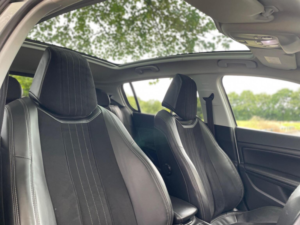 2014 Peugeot 308 1.6 E-Hdi Feline Euro 5 (s/s) 5dr in White — image 6