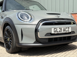 2021 MINI Electric Hatch Cooper Se 32.6kwh Level 2 Auto 3dr in Grey — image 6