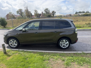 2014 Citroen Grand C4 Picasso 1.6 E-Hdi Airdream Exclusive+ in Bronze — image 4