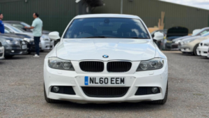 2010 BMW 3 Series 2.0 320i M Sport Business Edition Euro 5 4dr in White — image 2