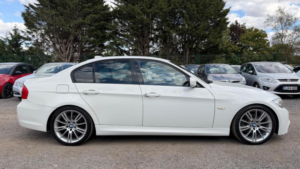 2010 BMW 3 Series 2.0 320i M Sport Business Edition Euro 5 4dr in White — image 5