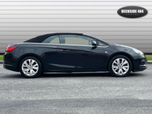2014 Vauxhall Cascada 1.4 Cascada Se S/s 2dr in Black — image 2