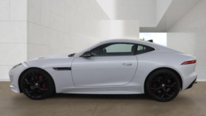 2016 Jaguar F-Type 5.0 V8 R in White — image 2