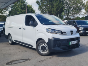 2025 Peugeot Expert E- Pro Lwb in White — image 2