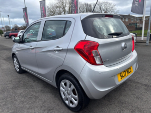 2017 Vauxhall Viva Se Ac in Silver — image 6