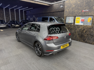2019 Volkswagen Golf 2.0 Tdi Gtd in Grey — image 5