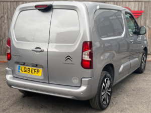2019 Citroen Berlingo 1.5 Bluehdi 1000 Driver M Eat8 Swb Euro 6 (s/s) 5dr in Grey — image 2