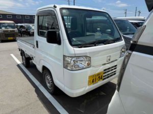 2010 Honda Acty Kei Pick Up 4WD Sdx in White — image 5