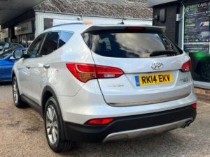 2014 Hyundai Santa Fe 2.2 Crdi Premium in Silver — image 3